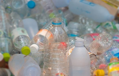 國內(nèi)再生塑料進口下滑,木塑行業(yè)或?qū)⑾磁? />
</a>
<span><a href=